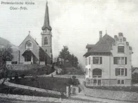 Kirche &amp; Pfarrhaus Oberarth (Foto: zvg): im urspr&uuml;nglichen Zustand zur Bauzeit um 1900